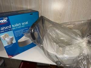 lot 369 image: Carex Raised Toilet Seat and Cushioned Seat - 5.5 in Height, 300 lb Capacity