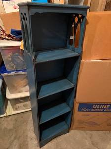 lot 381 image: Gothic Arch Display Shelf - Blue Wood 5-Shelf Narrow Bookcase