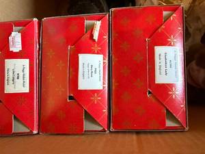 lot 402 image: Elizabethan Lady Porcelain Dolls (Lot of 3) Made in England