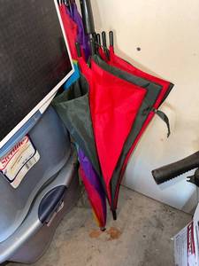 lot 434 image: Umbrellas - Assorted Color Folding Umbrellas