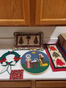 lot 222 image: Collection of Holiday Handmade and Vintage Textile Decor