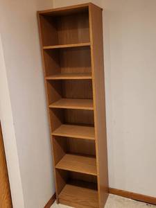 lot 238 image: Tall 6-Shelf Oak Veneer Bookcase 18x12x72 Inches