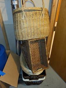 lot 256 image: Assorted Wicker Storage and Picnic Baskets Collection