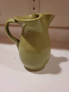 lot 260 image: Green Glazed Italian Pottery Pitcher 8 Inch