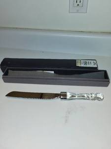 lot 281 image: Waterford Crystal Cake Knife with Original Box