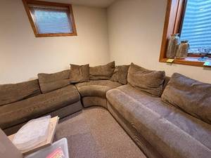 lot 319 image: Curved Brown Corduroy Sectional Sofa - U-Shape Living Room Couch with Cushions