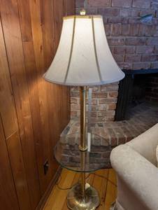lot 102 image: Brass Floor Lamp with Glass Table Shelf - Vintage Mid-Century Style