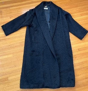 lot 59 image: Marina Rinaldi Black Textured Coat, Premium Long Fit, Size 25, Made in Italy