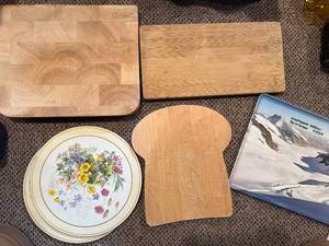 lot 398 image: Wood Cutting Boards, Floral Plates & Mountain Tray