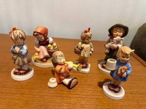 lot 415 image: Goebel Porcelain Figurines - 6-Piece Group, West Germany (Lot of 6)
