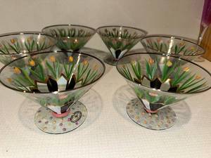 lot 432 image: Set of 6 Italian Hand-Painted Tulip Glass Dessert Coupes