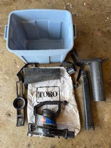 lot 297 image: Toro Super Blower Vac - Kit with Bag, Nozzles & Tubes