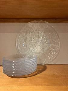 lot 348 image: Kosta Boda Clear Glass Plate with Floral Engraving - 11 in Dia