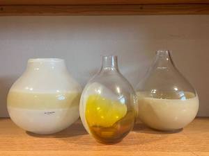 lot 368 image: Kosta Boda Teardrop Glass Vases - 3-Piece Set