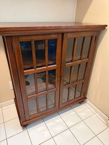 lot 449 image: Wooden Display Cabinet with Glass Doors - 2-Door Brown Finish