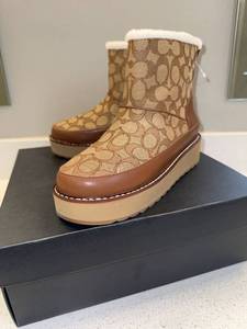 Coach Indi Sig JQD Bootie Khaki Saddle Womens US 6.5B NIB