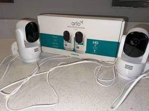 Arlo Essential Indoor Pan Tilt Camera 2 Pack HD Plug-In Open Box