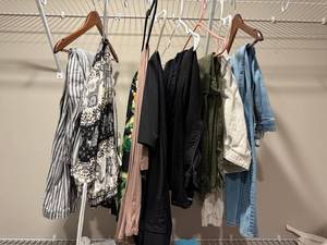 Womens Clothing Multiple Pc Mixed Brands Billabong Express Size M