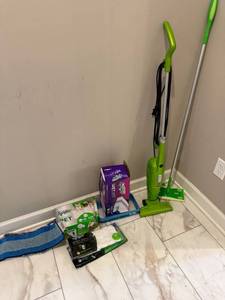 Bissell Featherweight Stick Vacuum w Swiffer Mop & Pad Refill Lot