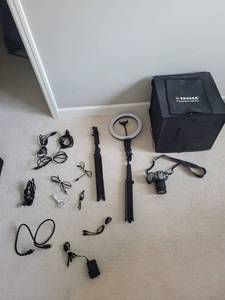 Canon DSLR with EF 28-80mm Lens - Duclus Light Box Kit, Ring Light & 2 Stands