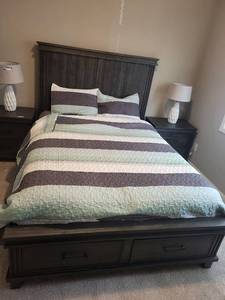 Dark Wood Bed Frame with Storage Drawers - Queen Size (65x86x60)