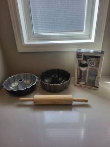 OXO Good Grips Cookie Press with Disk Storage Case, 2 Bundt Pans & Wooden Rolling Pin