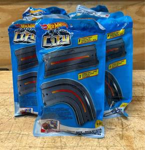 lot 79 image: HotWheels City Tracks lot of 15