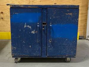 lot 105 image: Jobsite Tool Box
