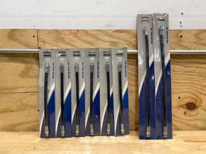 lot 158 image: Grease Gun hose 12  & 18  (lot of 8)