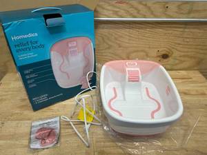 lot 275 image: Homedics Bubble Bliss Deluxe Foot Spa Invigorating Bubble Action Relaxes and Soothes Tired Feet- Pink