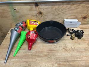 lot 282 image: Funnel and Draining Tools