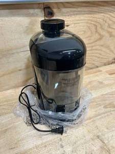lot 286 image: Hamilton Beach Black Stainless Steel 12 oz Juice Extractor