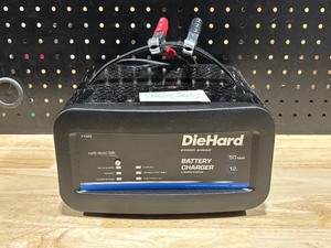 lot 32 image: Die Hard 50 Amp Battery Charger