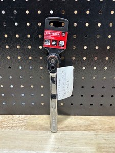 lot 34 image: Craftsman 38 Ratchet