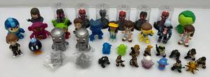 lot 65 image: Misc. Collectible Figurines