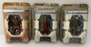 lot 87 image: Misc. STAR TREK ENTERPRISE Away Team And Broken Bow Action Figures (NIB)
