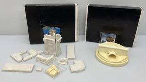 lot 96 image: 135 Th Scasle Model Dioramas For Smal Toy Soldiers Berlin Street Corner (Broken Pieces Present) And Raised Road With Drainage Culvert Base (NIB)