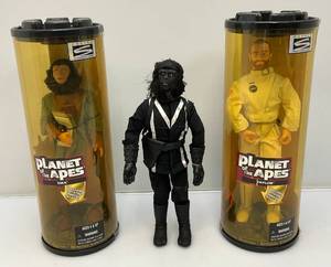 lot 140 image: 1999 PLANET OF THE APES 12 Action Figures In Original Packaging (Plastic Yellowed) NEW OLD STOCK 1 Loose