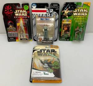 lot 166 image: Misc. Collectible STAR WARS Action Figures (NEW OLD STOCK)