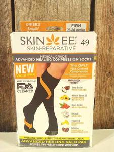 lot 50 image: Skineez Medical Grade Advanced Healing Compression Socks, 2 Pairs, Small Medium