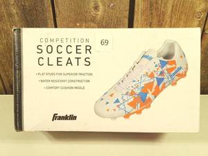 lot 51 image: Franklin Sports Size 4 Soccer Cleats