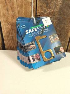 lot 55 image: Lot of iHip Real Brass Safekey