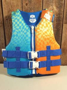 lot 204 image: Speedo Junior Life Jacket Vest - Youth
