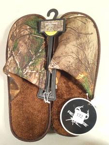 lot 172 image: Realtree Mens Slipper, LXL (11-12), Camouflage