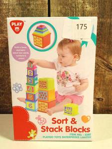lot 175 image: PlayGo Kids Animal Stick & Stack Blocks