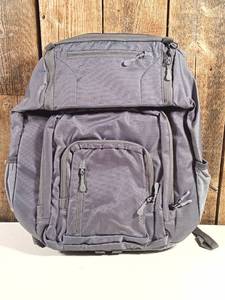 lot 208 image: Embark Jartop Elite 17.5 Backpack