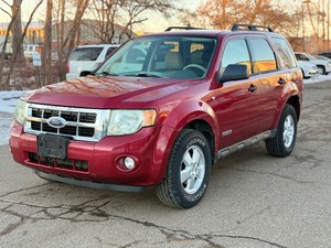 lot 13 image: 2008 FORD ESCAPE XLT 4x4 (NO RESERVE)