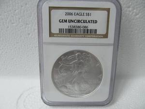 lot 55 image: 2006 Silver Eagle Dollar