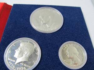 lot 138 image: 1976 Bicentennial Silver Proof Set