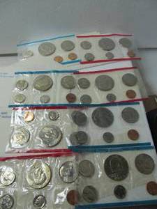lot 139 image: 1970s US Mint Uncirculated Coin Sets